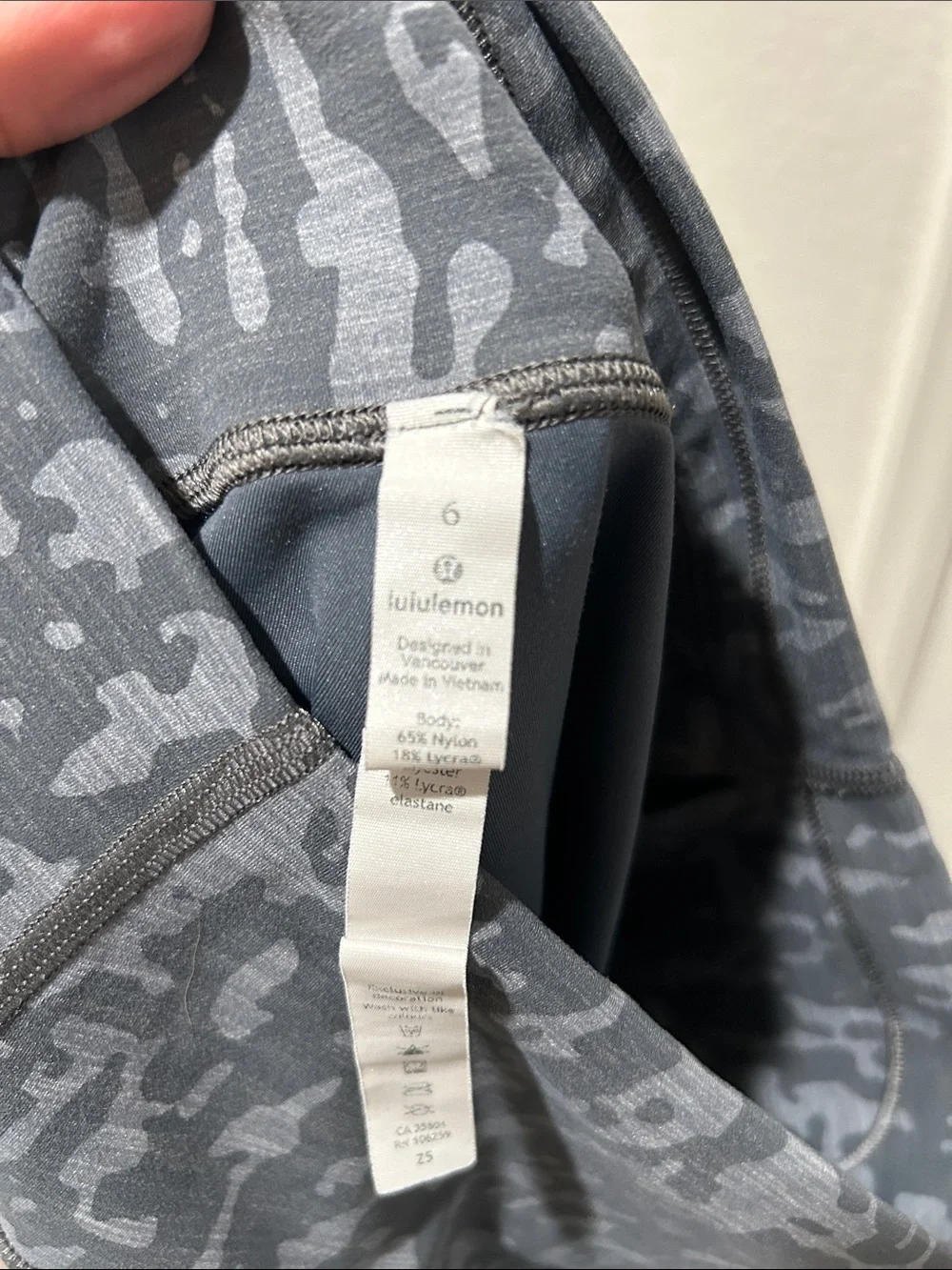 Lululemon Wunder Train High-Rise Crop 21